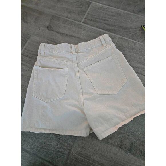 Women's Zara High Waisted Jeans Shorts Off White Size 6 - Picture 6 of 8
